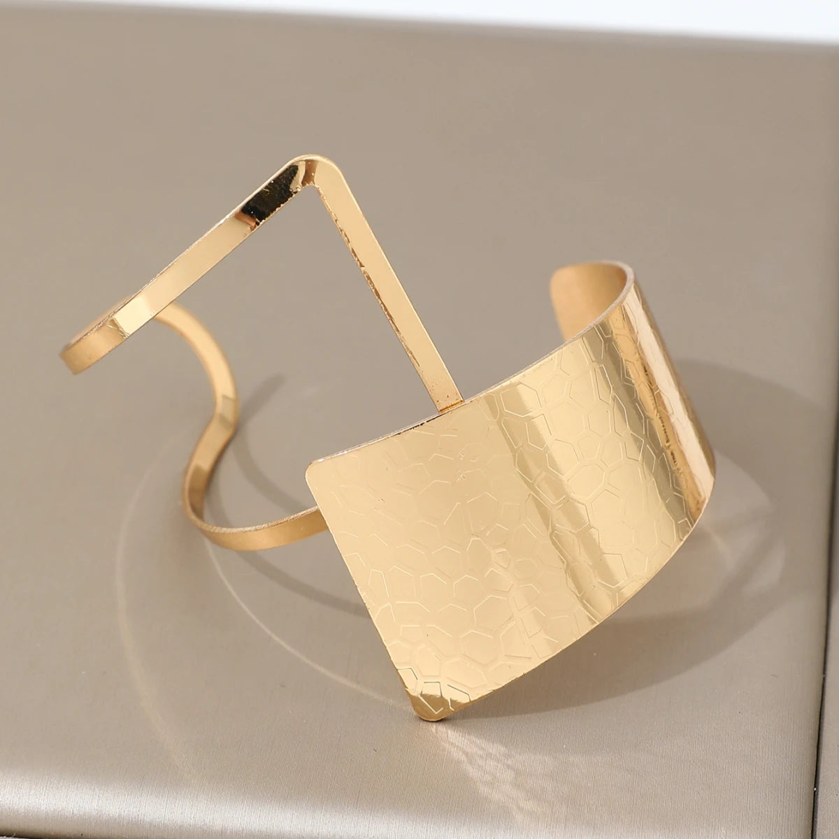 1pc Fashion Trendy Adjustable Bangle For Women Hiphop Chunky Jewelry Accessories ﻿